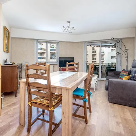 Wilson Furnished Flat Διαμέρισμα